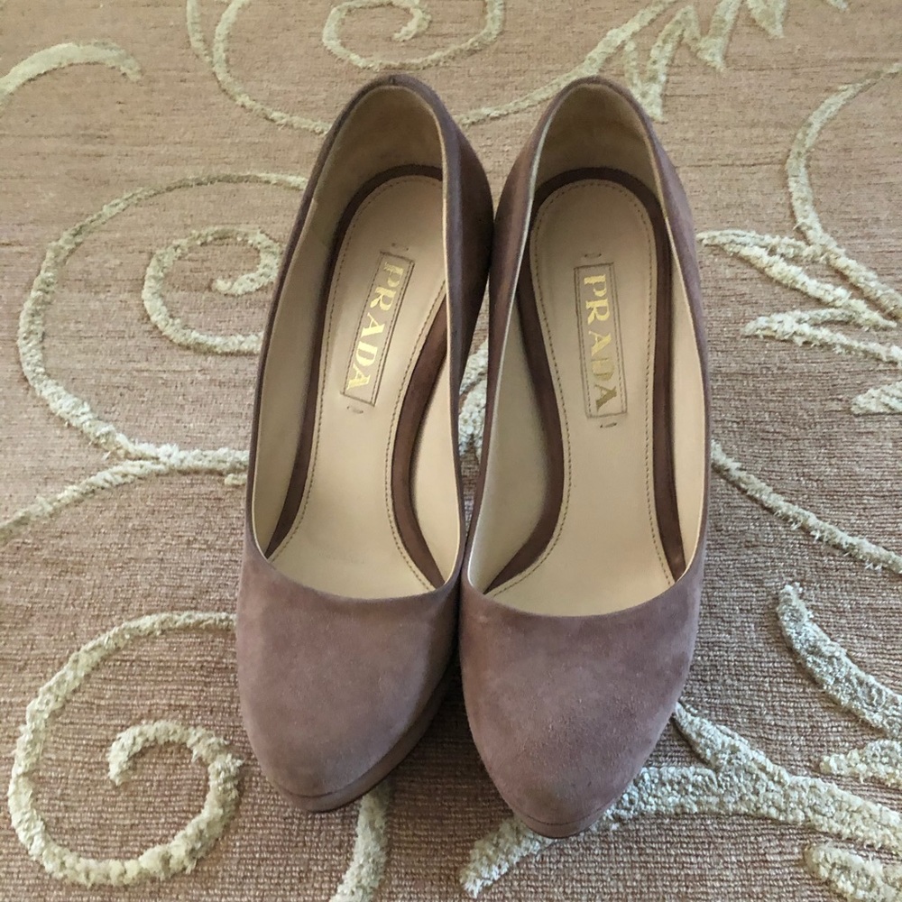 Suede Prada pumps. Authentic